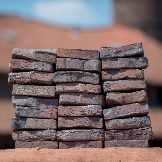 Antigoon blue sintered artistic road bricks